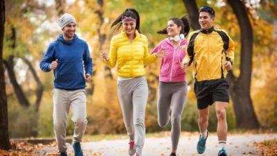 94 Persen Milenial dan Gen Z Rutin Olahraga, Lari dan Badminton Paling Disukai