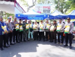 Polres Tanah Datar Salurkan 16 Ton Beras Murah, Harga di Bawah Pasar
