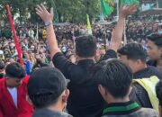 Wujudkan Demokrasi Santun: Aksi Mahasiswa di DPRD Sumbar Dipuji Wagub dan Jadi Sorotan Nasional
