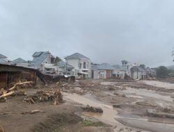 Krisis Banjir Sumatra Kian Parah: 73 Tewas, Puluhan Hilang, Hampir 120 Ribu Warga Terdampak