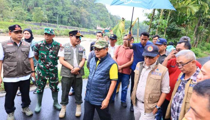 Sestama BNPB Tinjau Titik Bencana di Padang Pariaman, Pastikan Percepatan Pemulihan Infrastruktur