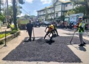 Banjir Rusak Jalan Kota Padang, DPUPR Lakukan Patching di Sejumlah Titik