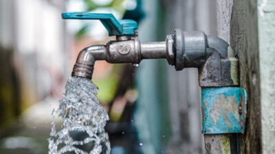 Akses Air Bersih Pulih! PDAM Padang Pariaman Sigap Perbaiki Intake yang Rusak Diterjang Banjir