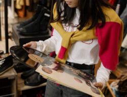 Padang dan Bukittinggi Jadi Arena Pertarungan Fashion: Fast Fashion vs. ‘Kalcer’ Thrifting, Mana yang Jadi Pilihan Gen Z Sumbar?