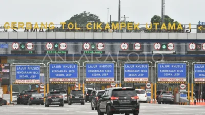 Arus Lalu Lintas Tol Jakarta–Cikampek Ramai Lancar Jelang Libur Nataru