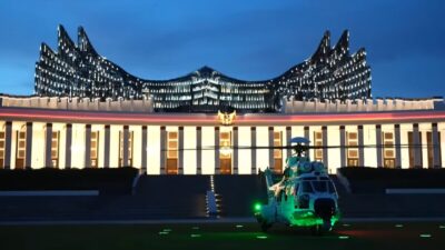 Presiden Prabowo Tiba dan Bermalam di IKN, Tinjau Langsung Progres Pembangunan