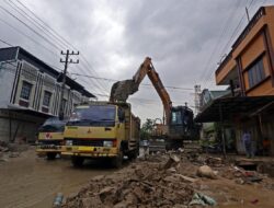 Gotong Royong Pascabanjir, Kampung Bukit Tempurung Kuala Simpang Terus Berbenah