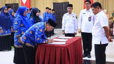 Bupati Padang Pariaman Lantik 50 Kepala Sekolah, Tegaskan Tak Ada Jual Beli Jabatan