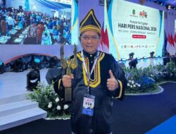 Bupati Padang Pariaman Terima Anugerah Kebudayaan PWI 2026 di HPN Banten