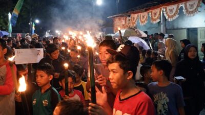 Gebyar Bazar & Pawai Obor Gesik Sambut Ramadan 2026, UMKM Laris Manis Diserbu Warga