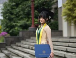 Wisudawan Termuda Kedokteran UGM, Farras Ulinnuha Lulus di Usia 19 Tahun dan Siap Mengabdi ke Lampung