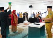 Wali Kota Hendri Arnis Lantik Wita Desi Susanti sebagai Pj Sekdako Padang Panjang