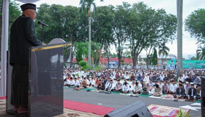 Gubernur Mahyeldi Sampaikan 4 Pesan Idul Fitri 1447 H, Serukan Persatuan dan Kepedulian Sosial