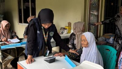 Mahasiswa KKN Universitas Andalas Turut Berpartisipasi dalam Kegiatan Posyandu di Nagari III Koto Aur Malintang