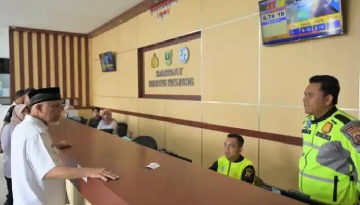 Mahyeldi Sidak Samsat Padang Panjang, Bongkar Buruknya Komunikasi Krisis Pelayanan