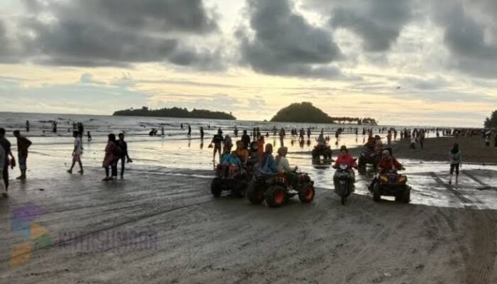 Wisata Padang Meledak Saat Lebaran 2026, Pantai Air Manis Masih Jadi Primadona
