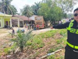 Kecelakaan Maut di Pekanbaru, Bus Volvo Tabrak Calya dan Warung, Bocah 9 Tahun Tewas