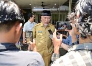 Isu Kenaikan BBM Picu Antrean di Sumbar, Gubernur Mahyeldi Imbau Warga Tak Panik
