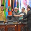 Mahyeldi Soroti Ranperda Pendidikan dan Perlindungan Petani di DPRD Sumbar