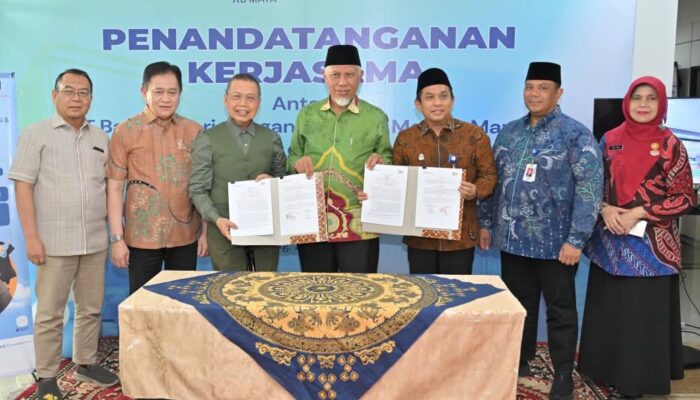Dapat Suntikan Rp140 M dari Bank Nagari, Padang Eye Center Hadirkan PEC Premium Clinic