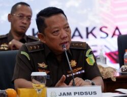 Mantan Jampidsus Febrie Adriansyah Jadi Tersangka Korupsi dan TPPU, Polri Limpahkan Tiga Perkara ke Kejagung