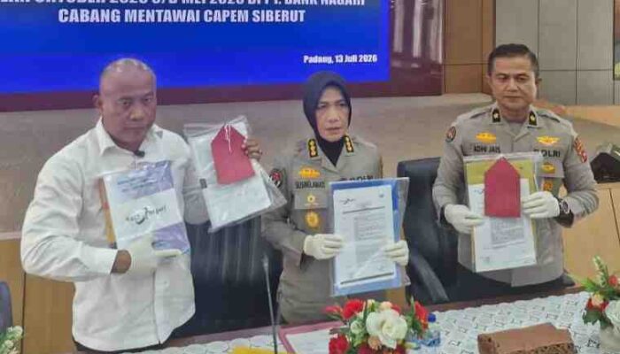 Polda Sumbar Bongkar Dugaan Korupsi Kredit Rp50,3 Miliar di Bank Nagari Capem Siberut, Tiga Tersangka Ditahan