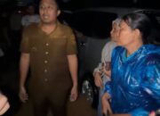 Wagub Vasko Ruseimy Pimpin Evakuasi Korban Banjir di Padang, Kelompok Rentan Jadi Prioritas