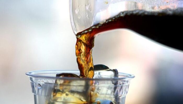 Musim Kemarau, Dokter Ingatkan Bahaya Minuman Manis dan Kafein Picu Dehidrasi