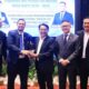 John Kenedy Azis Raih Penghargaan Advokat Inspiratif dari PERADI SAI Padang