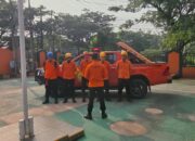 Pemancing Terjatuh di Tepi Tebing Bukit Lampu Padang, Tim SAR Bergerak Evakuasi