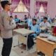 Polsek Rantau Kopar Bagikan Masker Sambil Ingatkan Pelajar Soal Karhutla