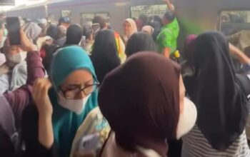 Dua HP Terbakar di KRL Rangkasbitung-Tanah Abang, Perjalanan Sempat Terlambat 7 Menit