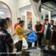 Bank Nagari Salurkan 400 Paket Bantuan untuk Korban Banjir Padang